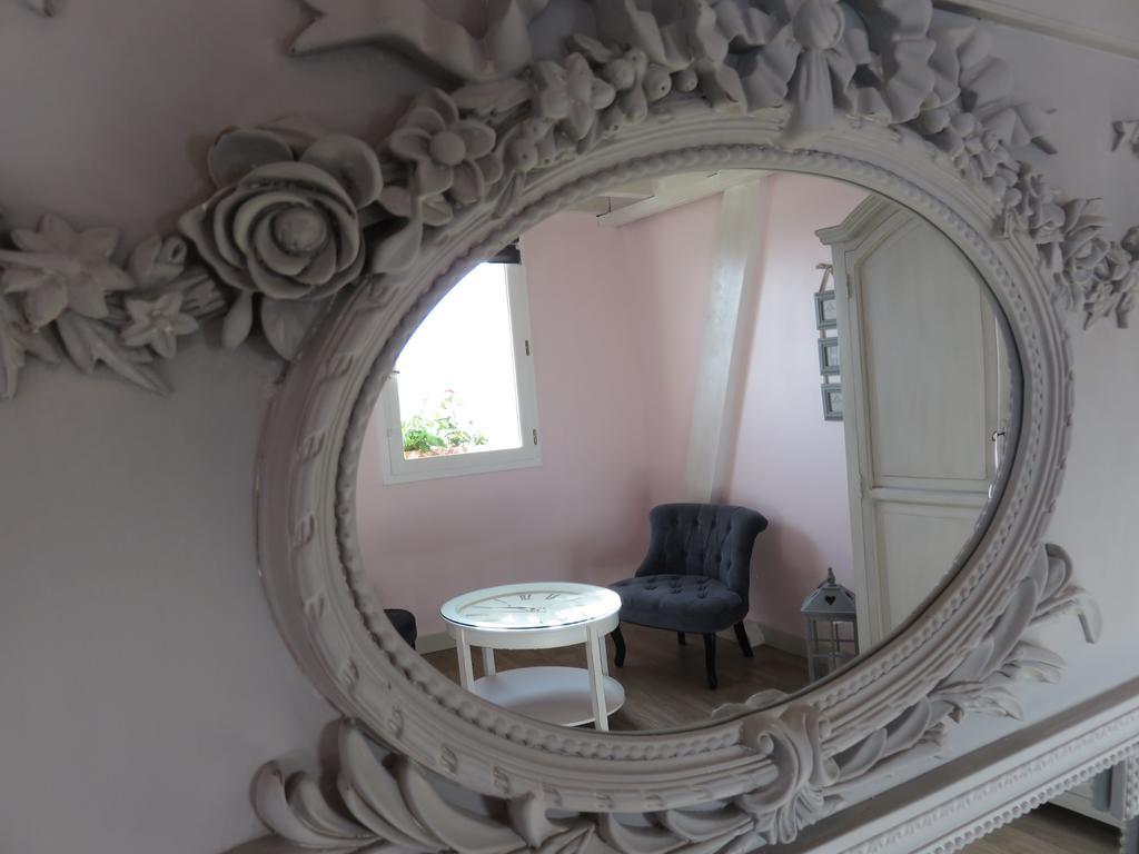 La Maison Sur Les Nuages Otel Saint-Christophe  Oda fotoğraf